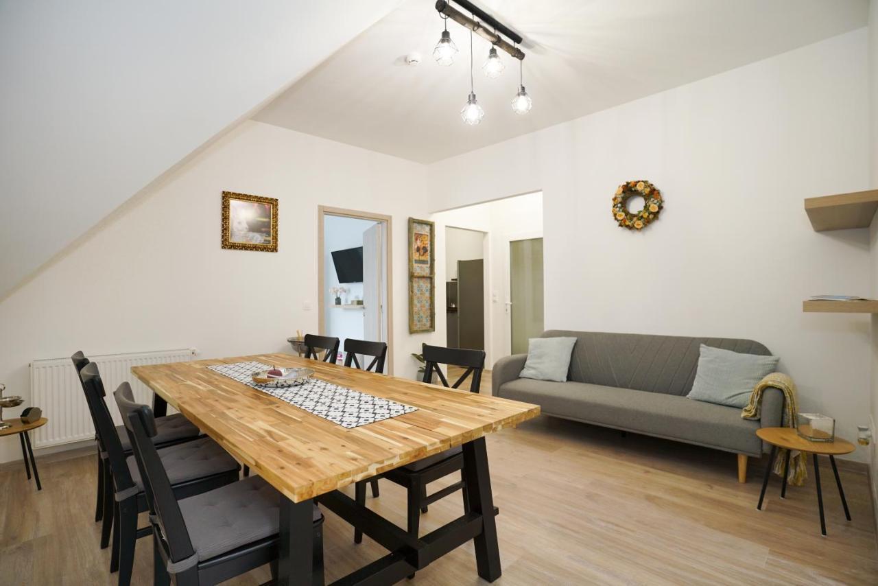 Koffer Apartman Eger Exteriér fotografie
